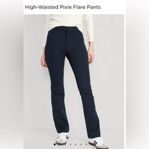 NYT Old Navy Pixie Flare Pants - 4 Petite - Navy